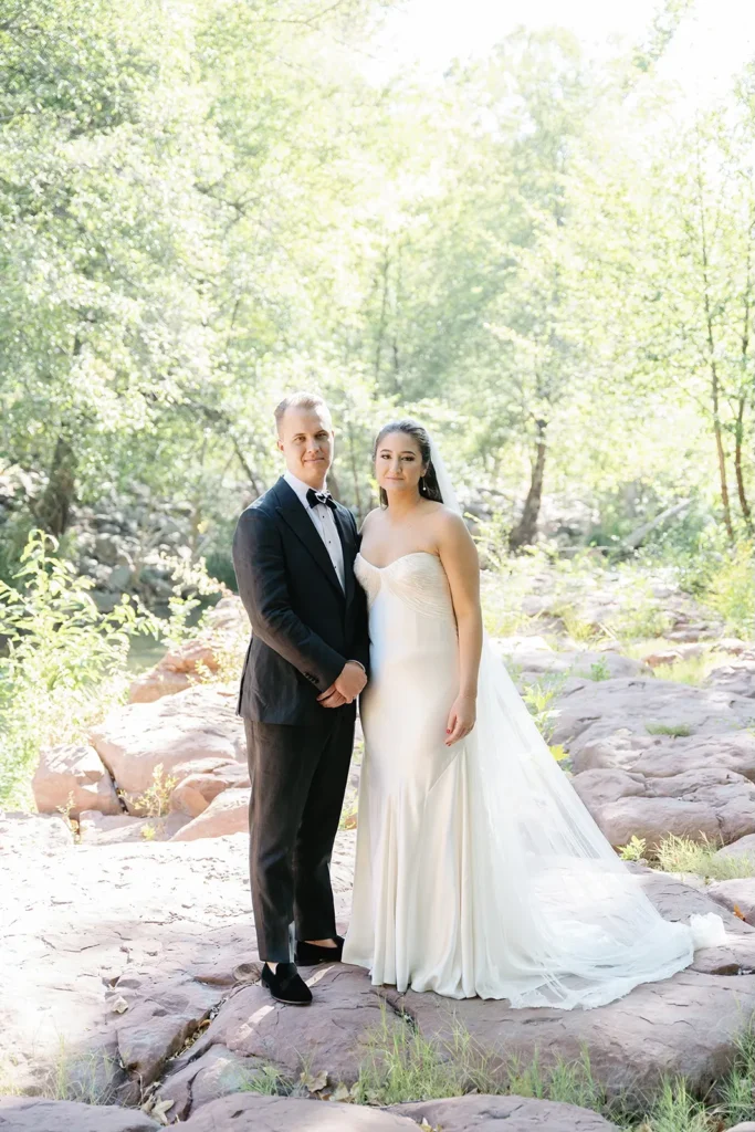 Sedona wedding with red rock views