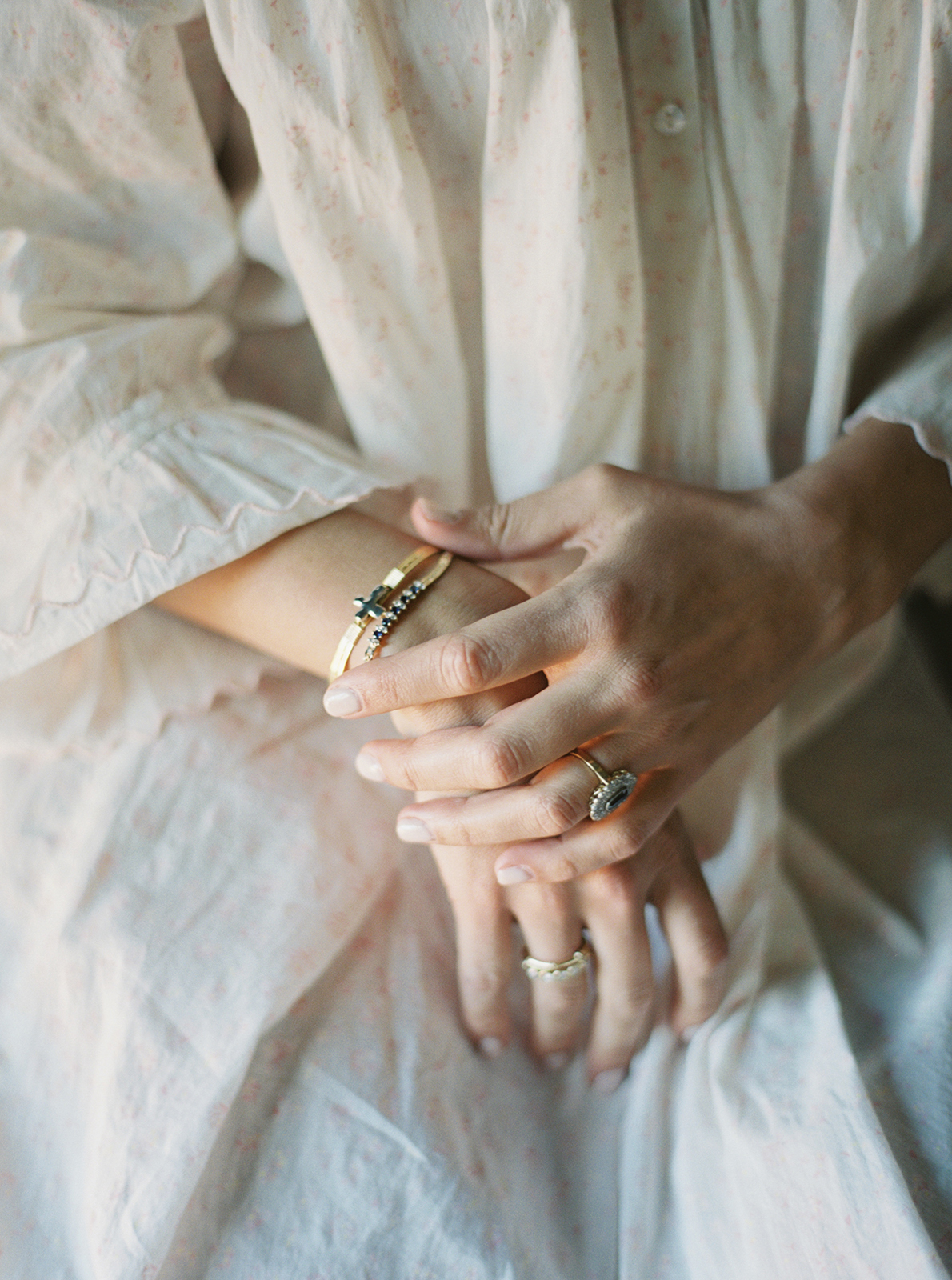 Bridal jewelry detail during Casa de Sierra Nevada Belmond Hotel wedding