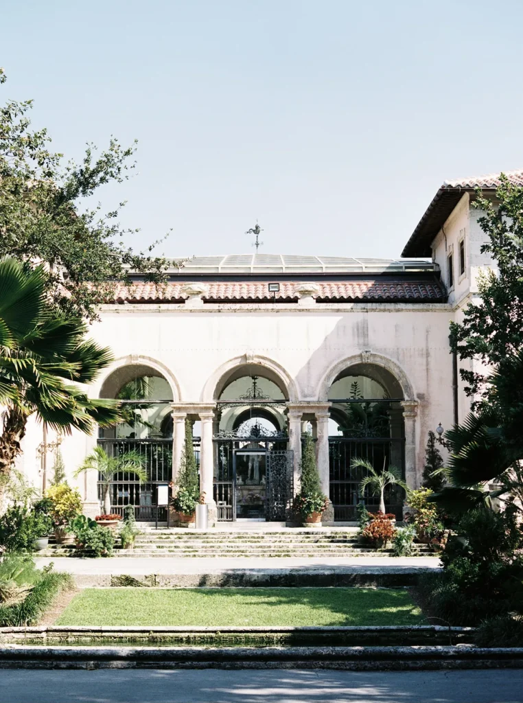 view of the from entrance of Vizcaya museum and gardens
